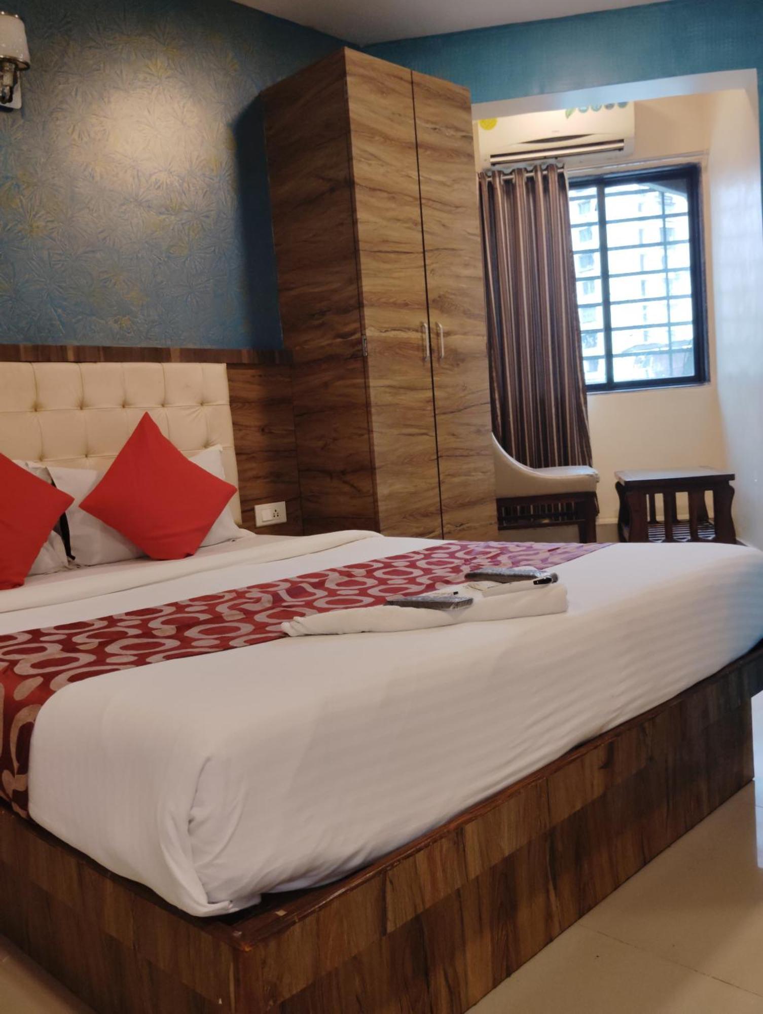 Hotel Golden Park Near Nesco Mumbai Exterior foto