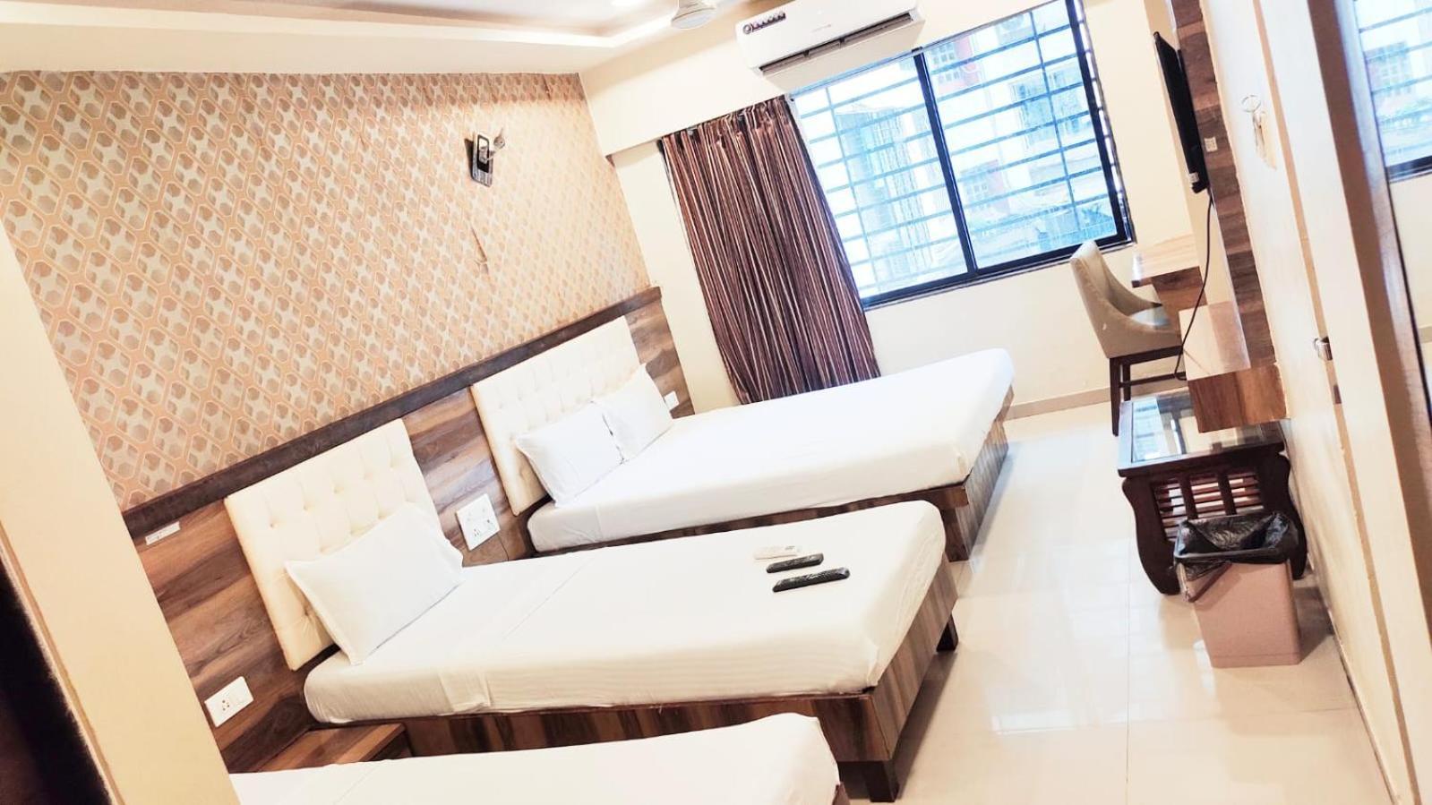 Hotel Golden Park Near Nesco Mumbai Exterior foto