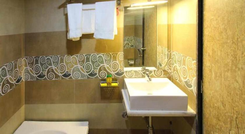 Hotel Golden Park Near Nesco Mumbai Exterior foto